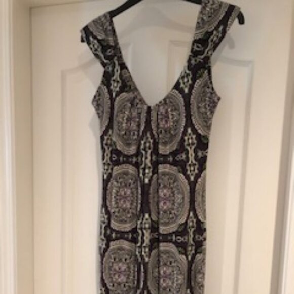 Maggy London cap sleeve Dress Purple Size 8 - Picture 3 of 4